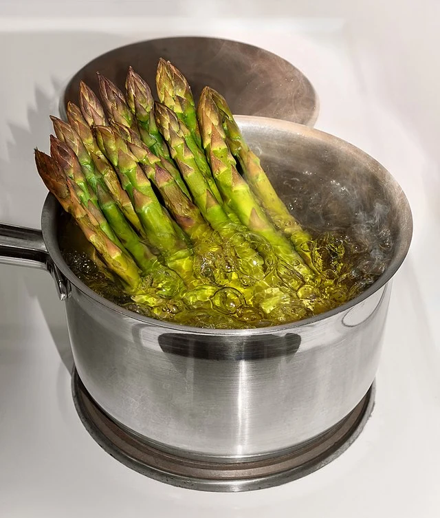 Spargel perfekt zubereiten: Tipps für die Spargelsaison