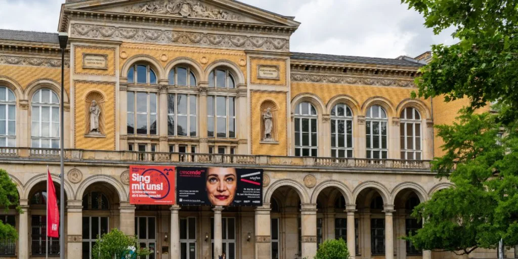 Explosive Stimmung an renommierter Kunstschule: Studentenproteste gegen Israel entfachen Spannungen