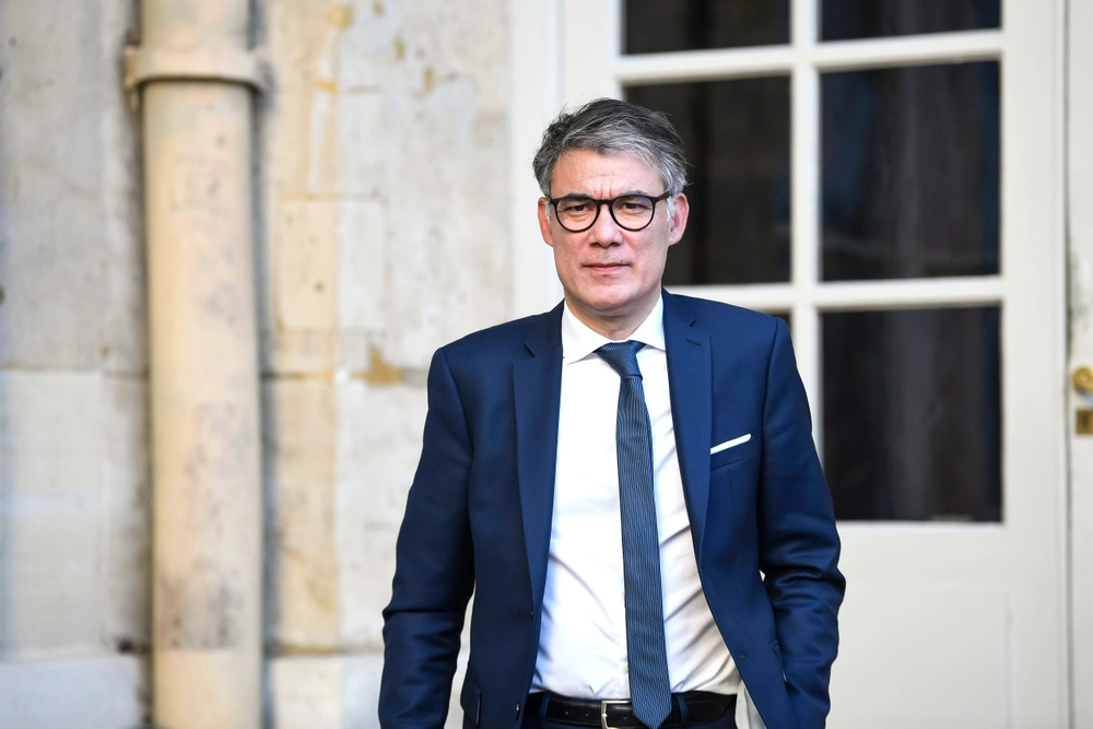 Erste Koalitionsregierung in Frankreichs Geschichte