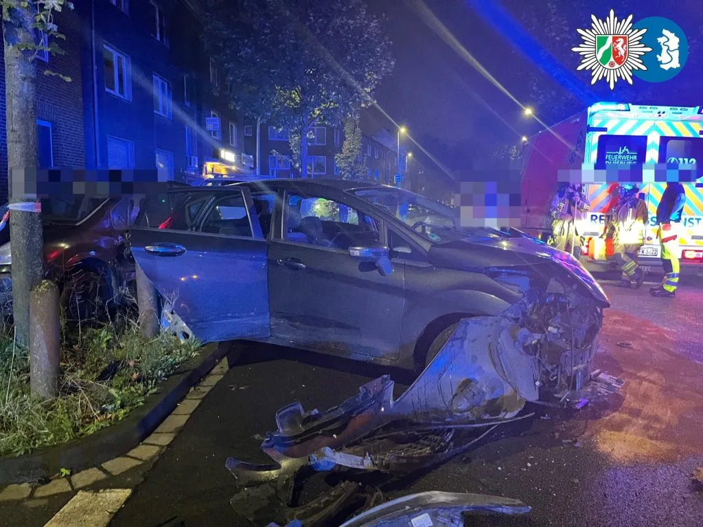Schwerer Unfall in Duisburg: Vorfahrt missachtet