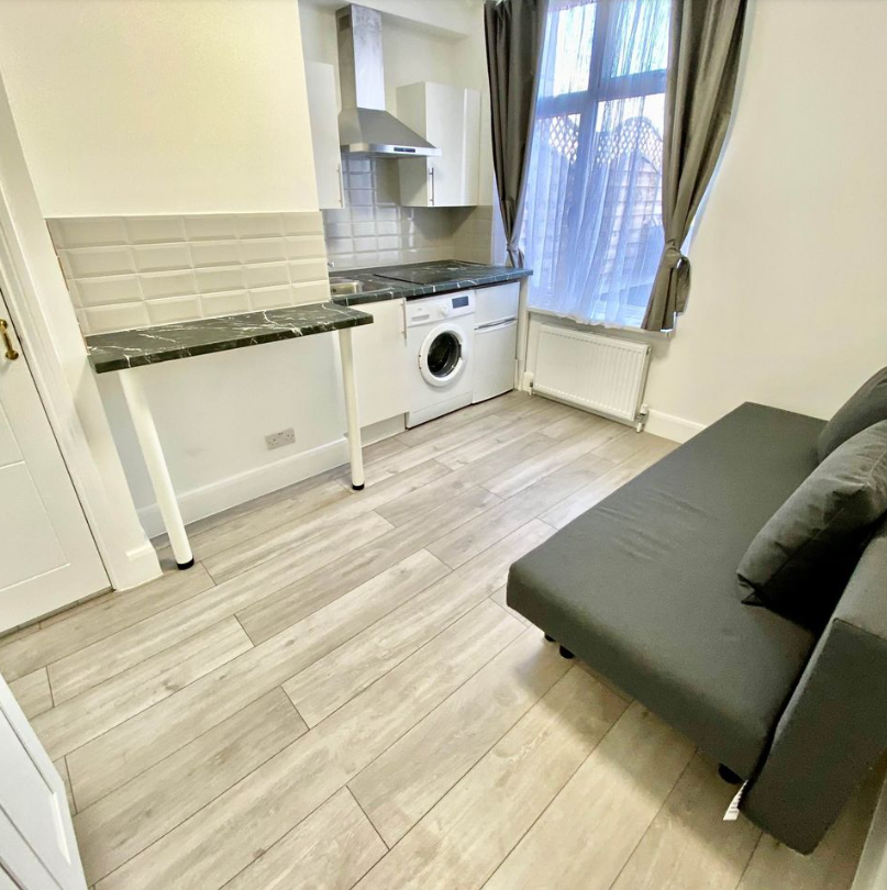 Schockierende Mietpreise:  ‚Null-Schlafzimmer‘-Wohnung für knapp 1330€ pro Monat