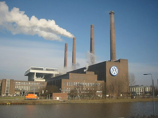 Umstrittene Sparmaßnahme bei VW: Betriebsrat reagiert auf Streichung der Lohnzulage