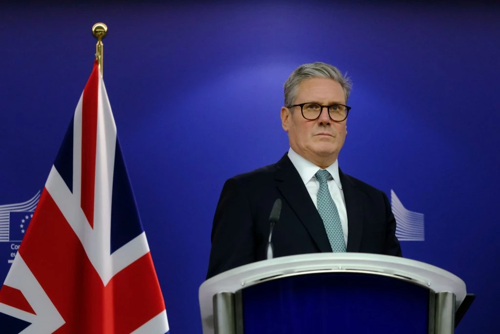 UK: „Bedeutende“ Anzahl von Ländern bereit, Friedenstruppen in die Ukraine zu entsenden