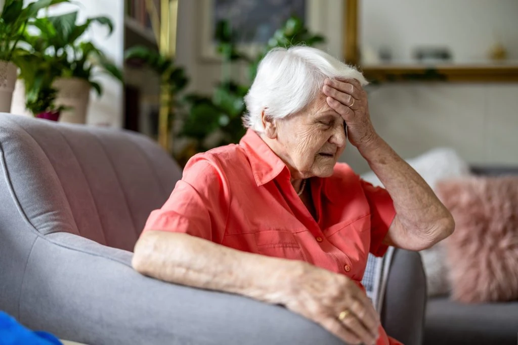 In diesen Altersphasen altert dein Gehirn besonders stark